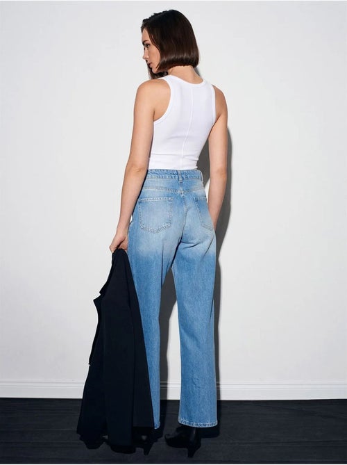 Jeans da donna a vita alta a gamba dritta dilvin - Kiabi Jeans da donna a vita alta a gamba dritta dilvin - Kiabi