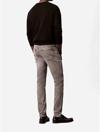 Jeans dal taglio slim - calvin klein