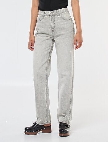 Jeans dritti a vita alta