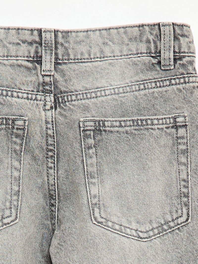 Jeans dritti con 5 tasche Grigio - Kiabi