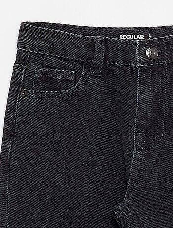 Jeans dritti con 5 tasche