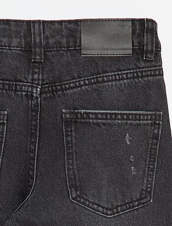 Jeans dritti con abrasioni fantasiose