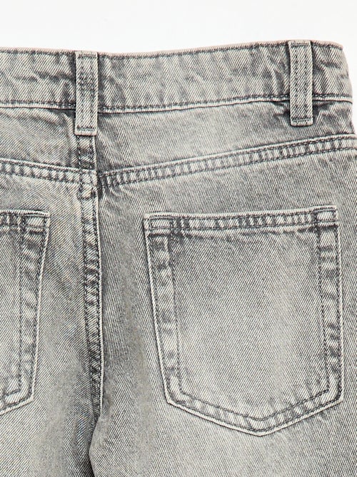 Jeans dritto a 5 tasche - Kiabi Jeans dritto a 5 tasche - Kiabi