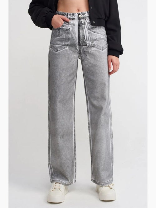 Jeans in cotone a vita alta a gamba dritta dilvin - Kiabi Jeans in cotone a vita alta a gamba dritta dilvin - Kiabi