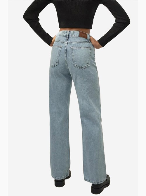 Jeans in denim a gamba dritta hiccup - Kiabi Jeans in denim a gamba dritta hiccup - Kiabi