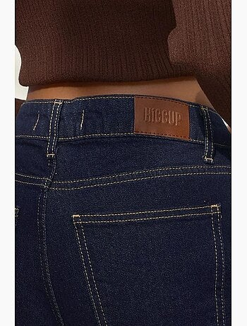 Jeans in denim a gamba dritta hiccup