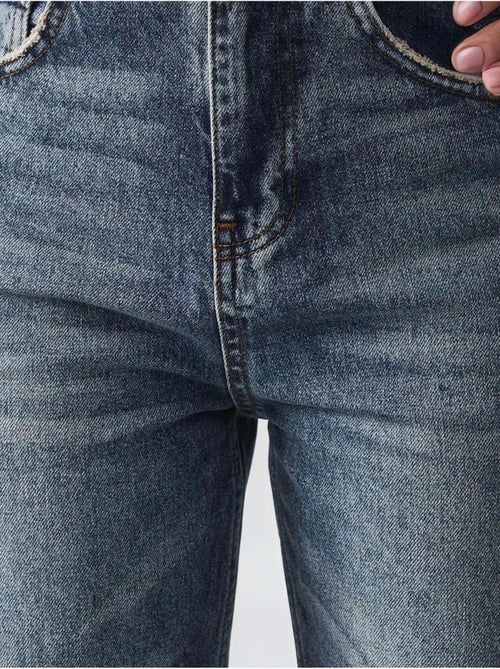 Jeans in denim a gamba dritta hiccup - Kiabi Jeans in denim a gamba dritta hiccup - Kiabi