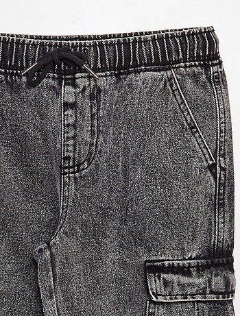 Jeans in denim con tasche