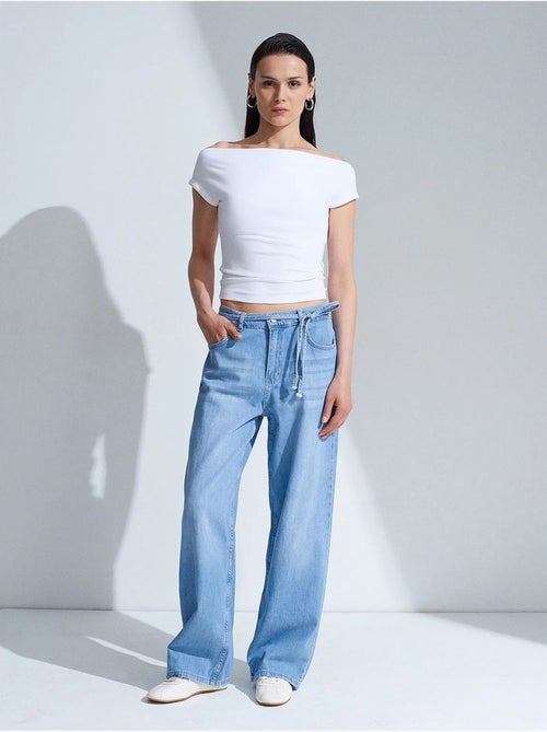 Jeans in denim di cotone a vita alta a gamba ampia dilvin - Kiabi Jeans in denim di cotone a vita alta a gamba ampia dilvin - Kiabi