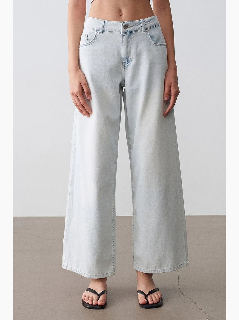 Jeans in denim di cotone a vita bassa a gamba ampia dilvin Blu chiaro - Kiabi