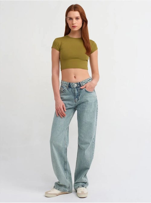 Jeans in denim di cotone a vita media a gamba dritta dilvin - Kiabi Jeans in denim di cotone a vita media a gamba dritta dilvin - Kiabi