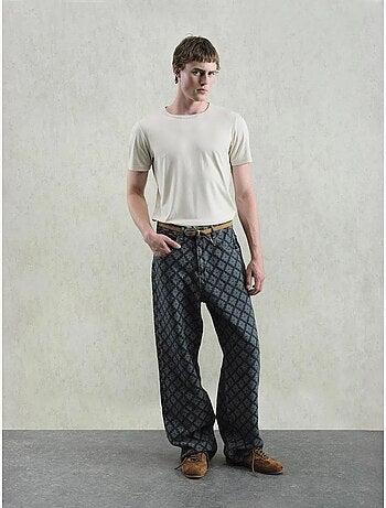 Jeans in denim stampato a vestibilità baggy giesto