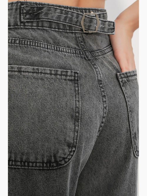 Jeans larghi a vita alta bdart - Kiabi Jeans larghi a vita alta bdart - Kiabi