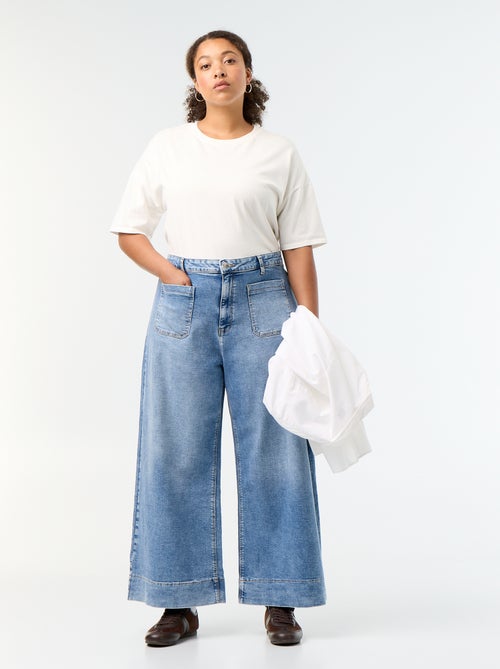 Jeans larghi con tasche applicate - Kiabi Jeans larghi con tasche applicate - Kiabi