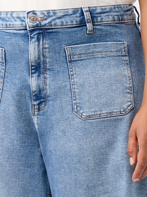 Jeans larghi con tasche applicate - Kiabi Jeans larghi con tasche applicate - Kiabi