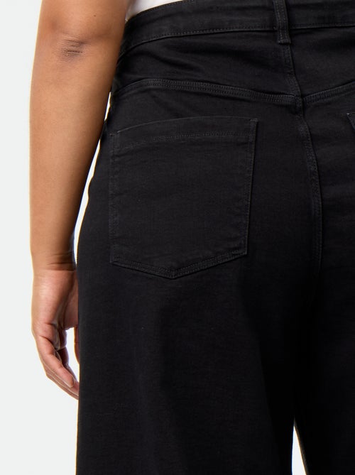 Jeans larghi con tasche applicate - Kiabi