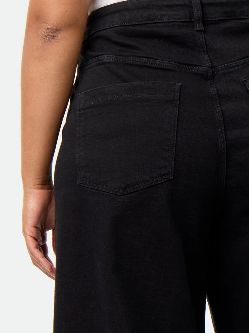 Jeans larghi con tasche applicate Nero - Kiabi
