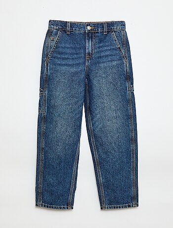 Jeans larghi con tasche grandi