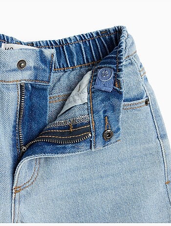 Jeans larghi, mo fashion