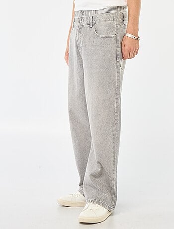 Jeans larghi stile baggy con finto slip integrato in vita