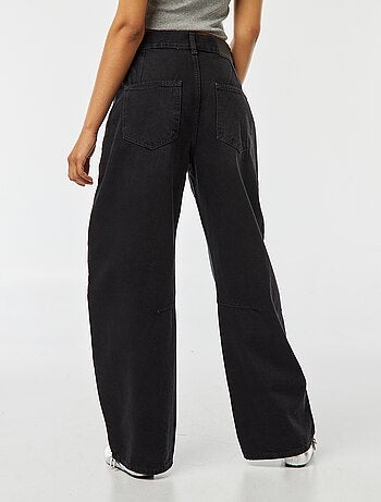 Jeans larghi taglio a palloncino