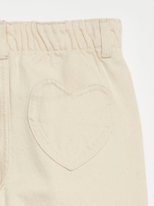 Jeans mom con tasche a forma di cuore - Kiabi