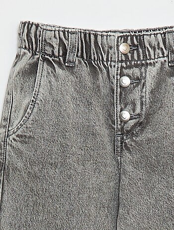 Jeans mom con tasche a forma di cuore