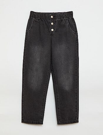 Jeans mom con tasche a forma di cuore