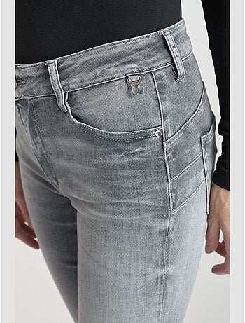 Jeans push-up slim vita alta PULP, lunghezza 34