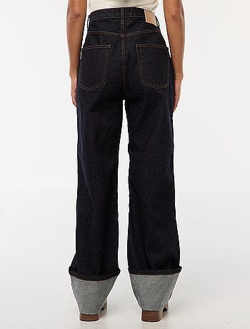 Jeans regular / a vita alta con ampio risvolto alla base