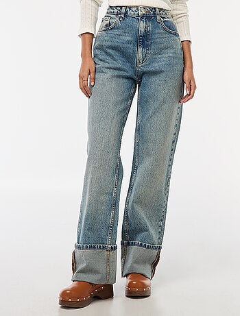 Jeans regular / a vita alta con ampio risvolto alla base