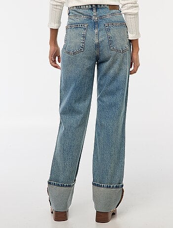 Jeans regular / a vita alta con ampio risvolto alla base