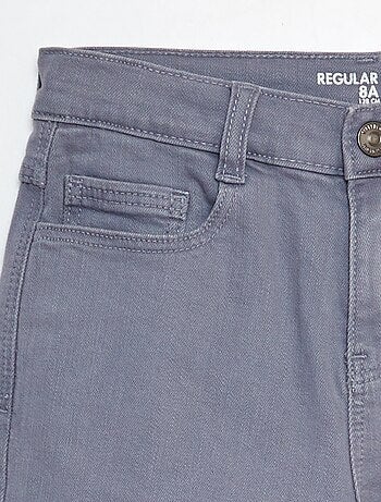 Jeans regular taglio dritto