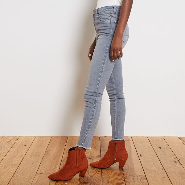 Jeans skinny vita alta bordi con frange Donna BLU Kiabi 18,00€