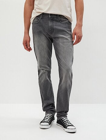 Jeans slim, mo fashion