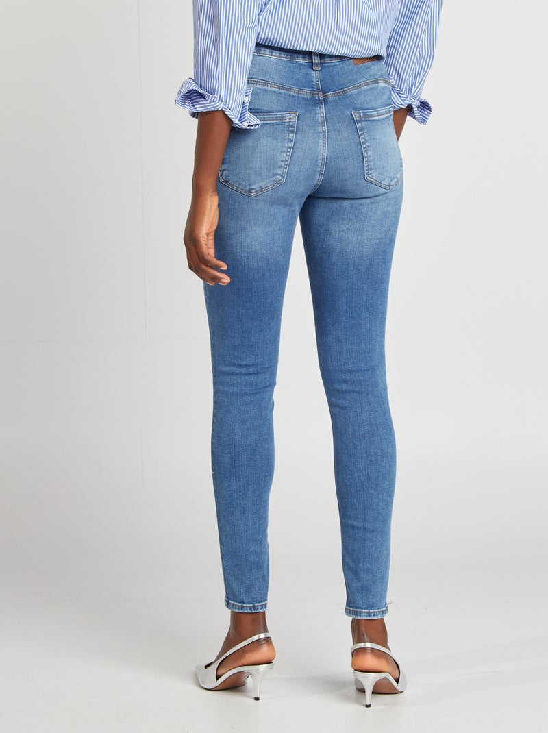 Jeans slim vita alta con abrasioni fantasia BLU - Kiabi