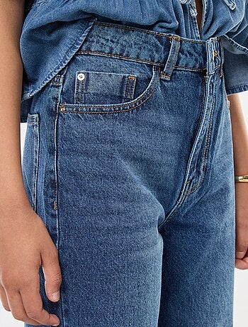 Jeans dritti a vita alta