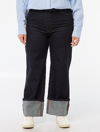 Jeans straight con risvolto