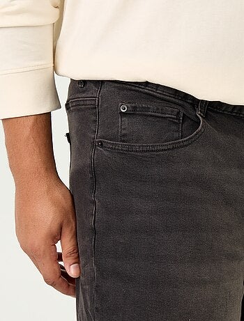 Jeans taglia plus vestibilità relaxed