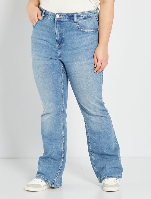 Jeans taglio flare - BLU - Kiabi - 22.00€