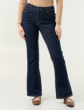 Jeans taglio flare/bootcut a vita alta