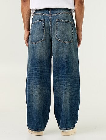 Jeans taglio super baggy
