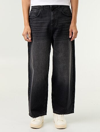 Jeans taglio super baggy