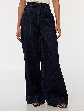Jeans taglio wide leg a 5 tasche