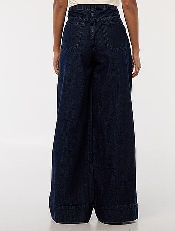 Jeans taglio wide leg a 5 tasche