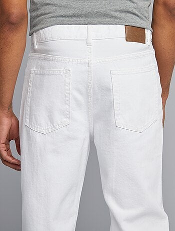 Jeans tapered slim / taglio affusolato 5 tasche