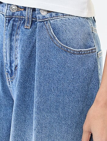 Jeans a gamba larga a vita alta