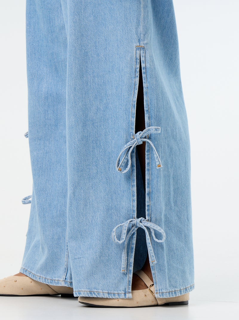 Jeans wide leg con nodi fantasia sui lati Blu - Kiabi