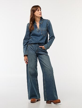 Jeans wide leg con orlo sfrangiato