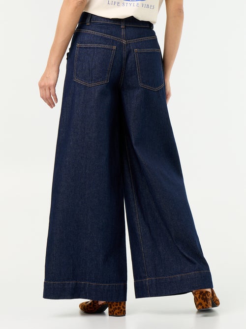Jeans wide leg con tasche intagliate - Kiabi Jeans wide leg con tasche intagliate - Kiabi